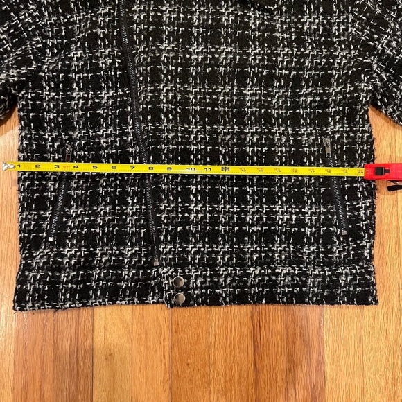 Forever 21 Tweed Jacket in Black & White - Size Medium - Picture 10 of 16